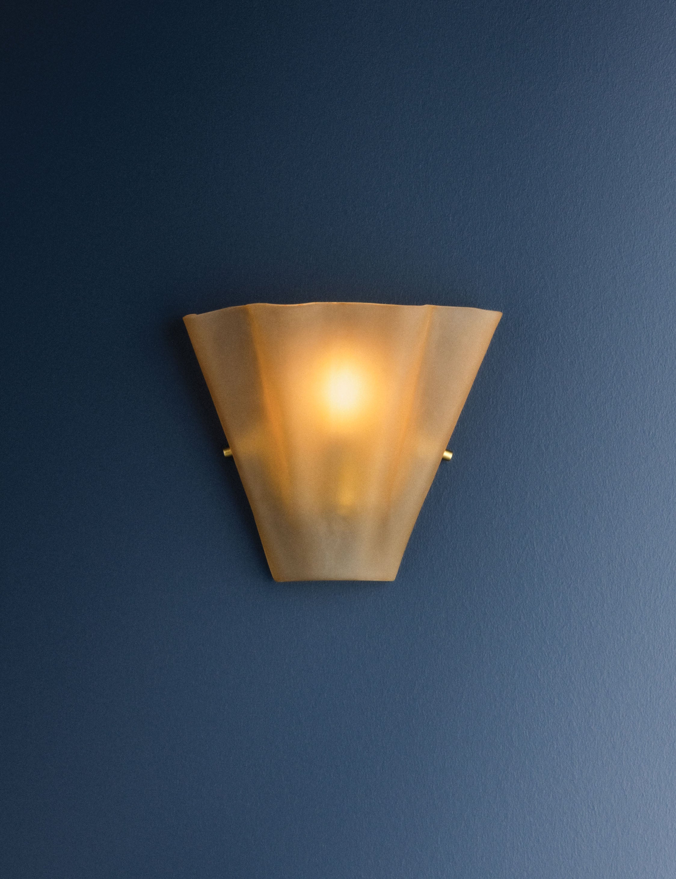Valdez Sconce